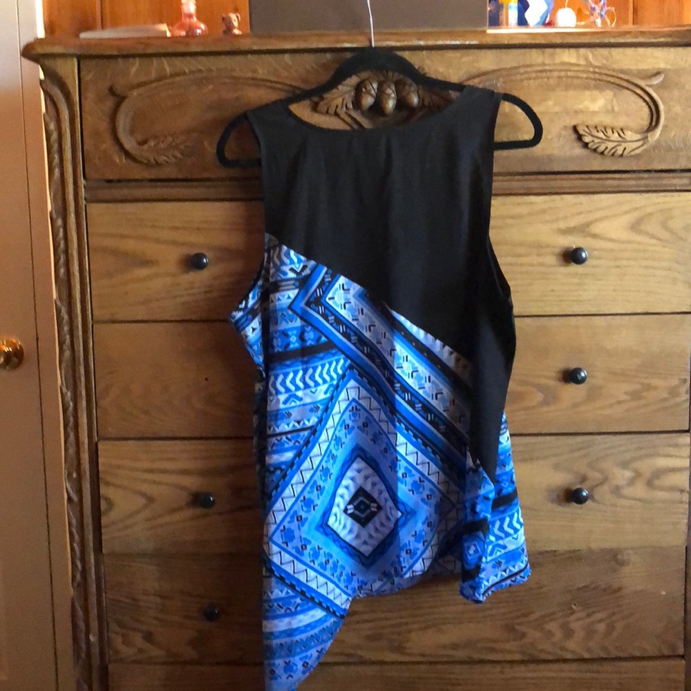 NWOT Asymmetric Blouse - Picture 2 of 2
